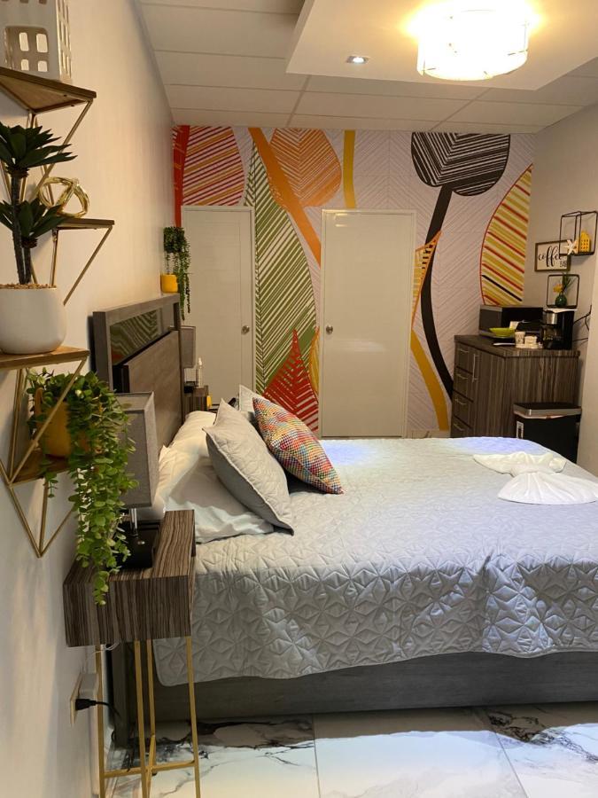 איזבלה Itza-Bella Suites מראה חיצוני תמונה